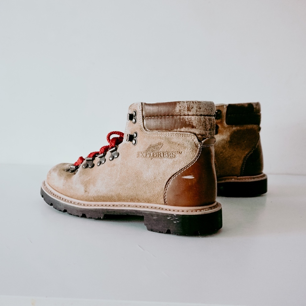 Explorer Boots - Picture 2 of 4